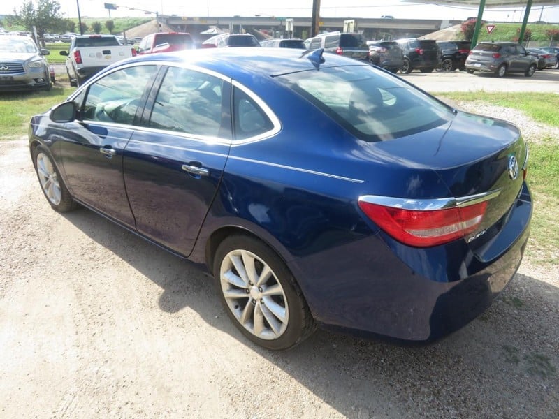 2014 Buick Verano - Image 3