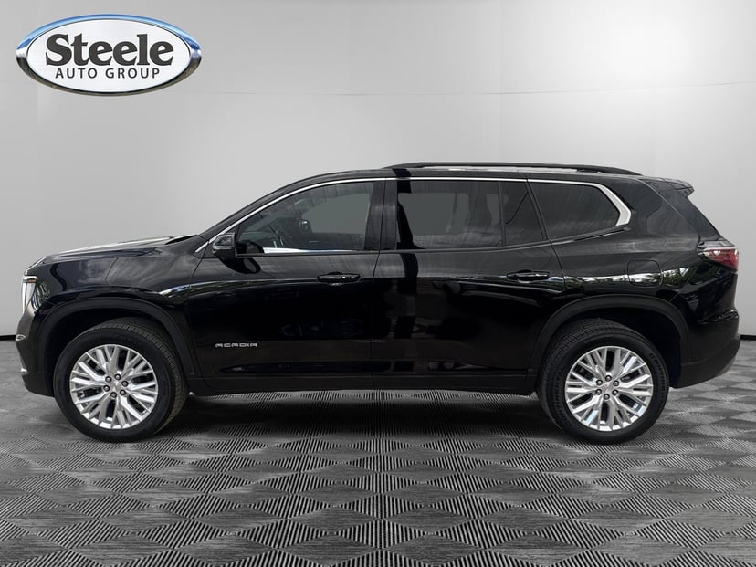 2026 GMC Acadia - Image 2