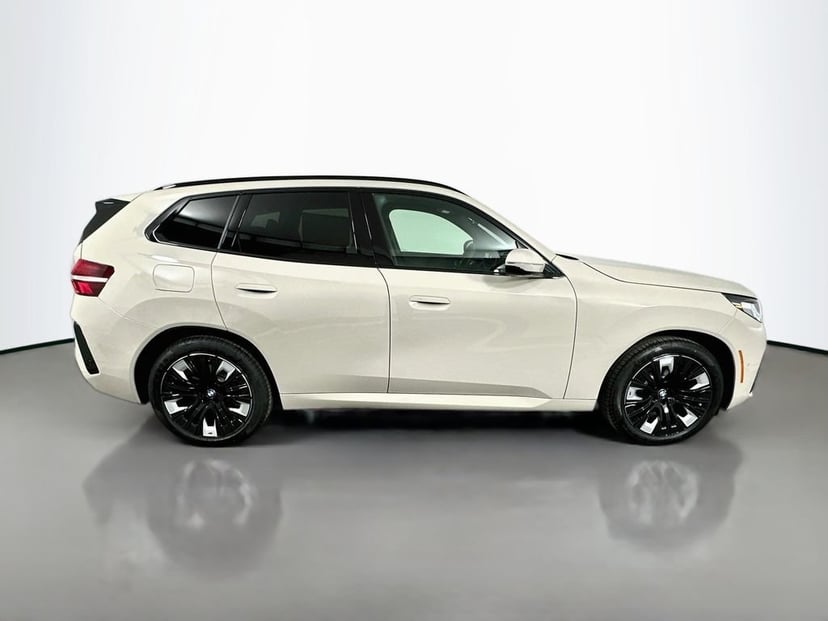 2026 BMW X3 - Image 3