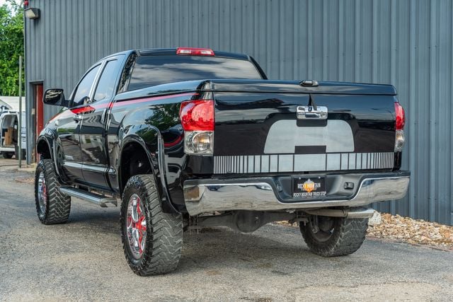 2008 Toyota Tundra - Image 2