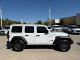 2025 Jeep Wrangler - Preview 3