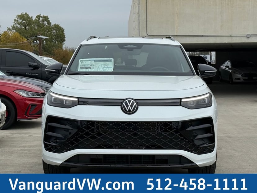 2026 Volkswagen Tiguan - Image 3