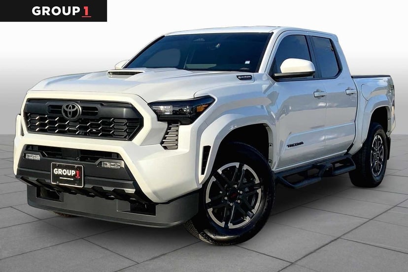 2025 Toyota Tacoma - Image 2
