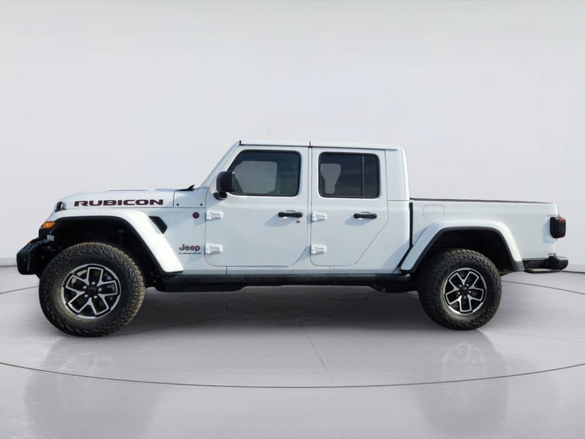 2026 Jeep Gladiator - Image 1