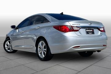 2013 Hyundai Sonata - Image 1