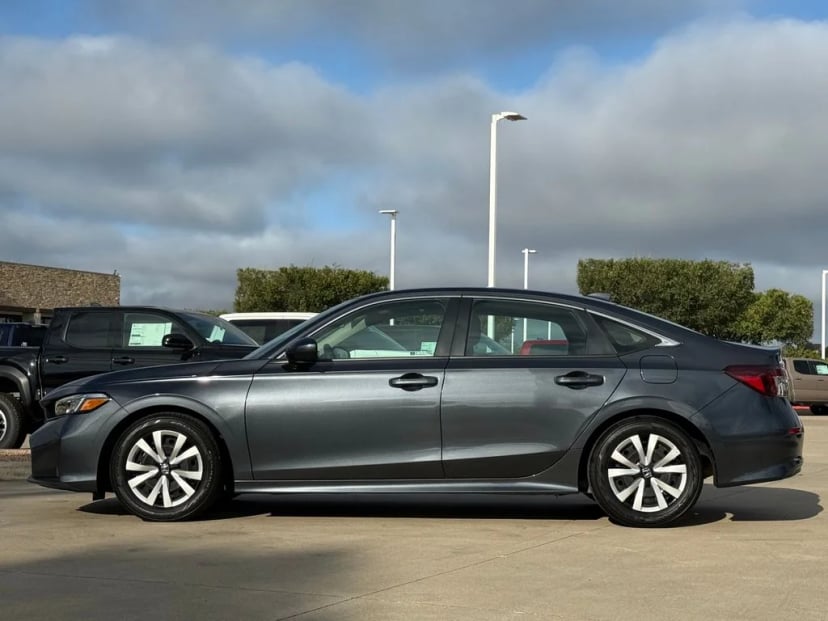 2025 Honda Civic - Image 2