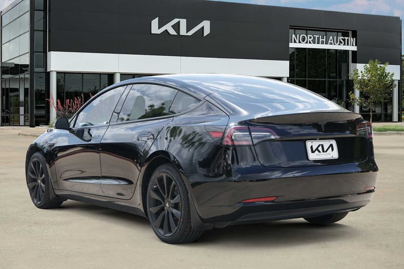 2019 Tesla Model 3 - Image 3