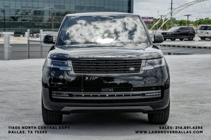 2025 Land Rover Range Rover - Image 2