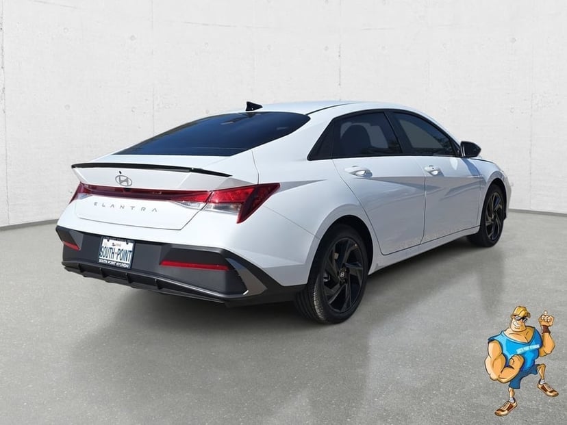 2026 Hyundai Elantra - Image 3