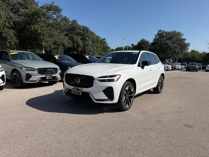 2026 Volvo XC60 - Image 1