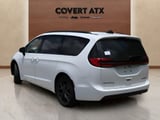 2027 Chrysler Pacifica - Preview 4