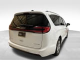 2023 Chrysler Pacifica - Preview 5