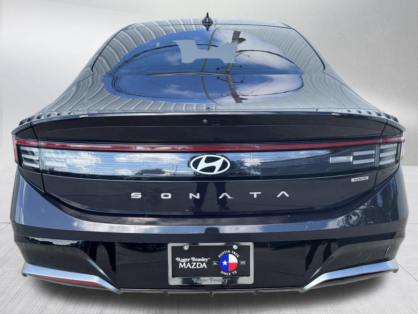 2024 Hyundai Sonata - Image 3