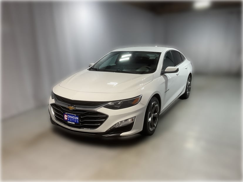 2022 Chevrolet Malibu - Image 3