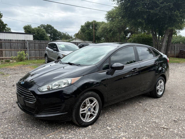 2019 Ford Fiesta - Image 1