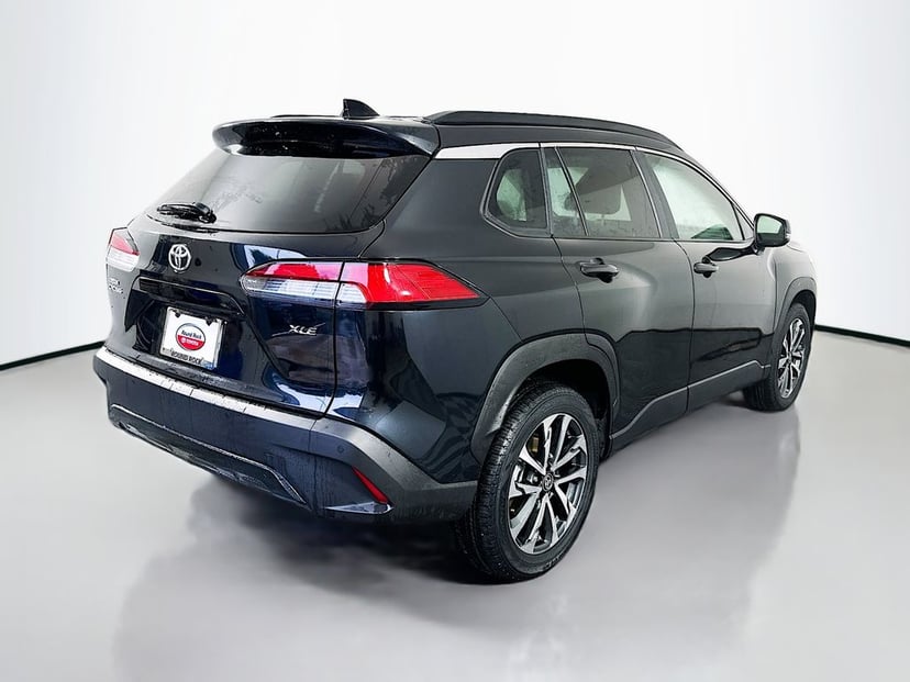 2025 Toyota Corolla Cross - Image 3