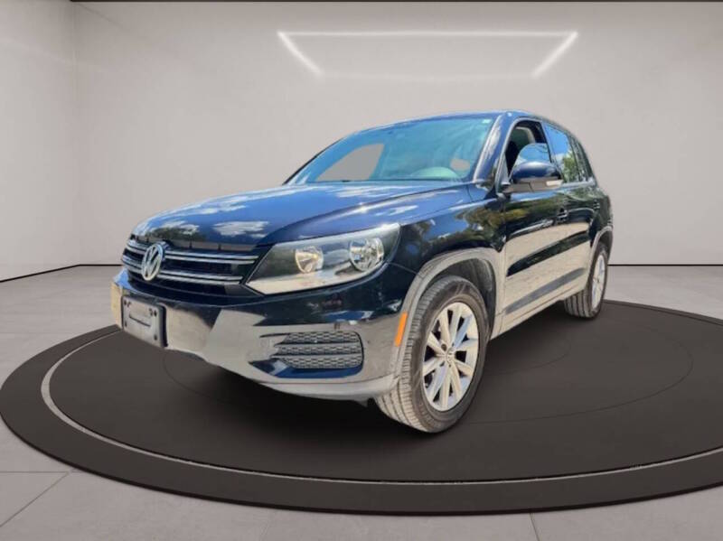 2014 Volkswagen Tiguan - Image 1