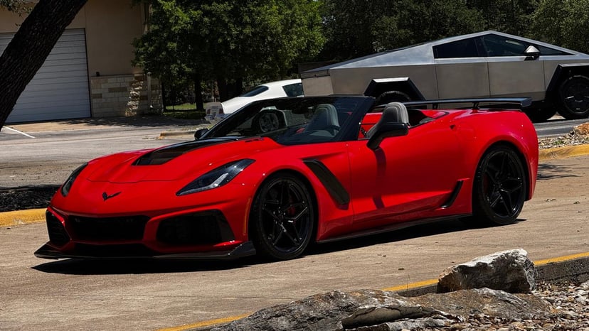 2019 Chevrolet Corvette - Image 1