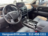 2023 INFINITI QX80 - Preview 9