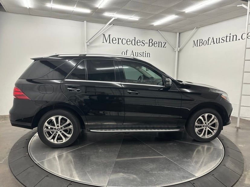 2019 Mercedes-Benz GLE - Image 2
