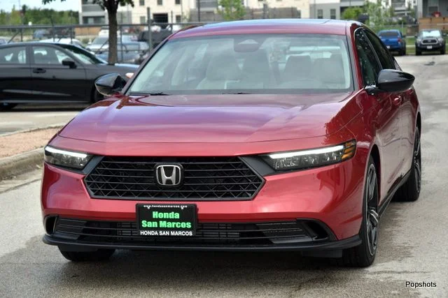 2026 Honda Accord Sedan SE 4D Sedan Radiant Red - Image 1