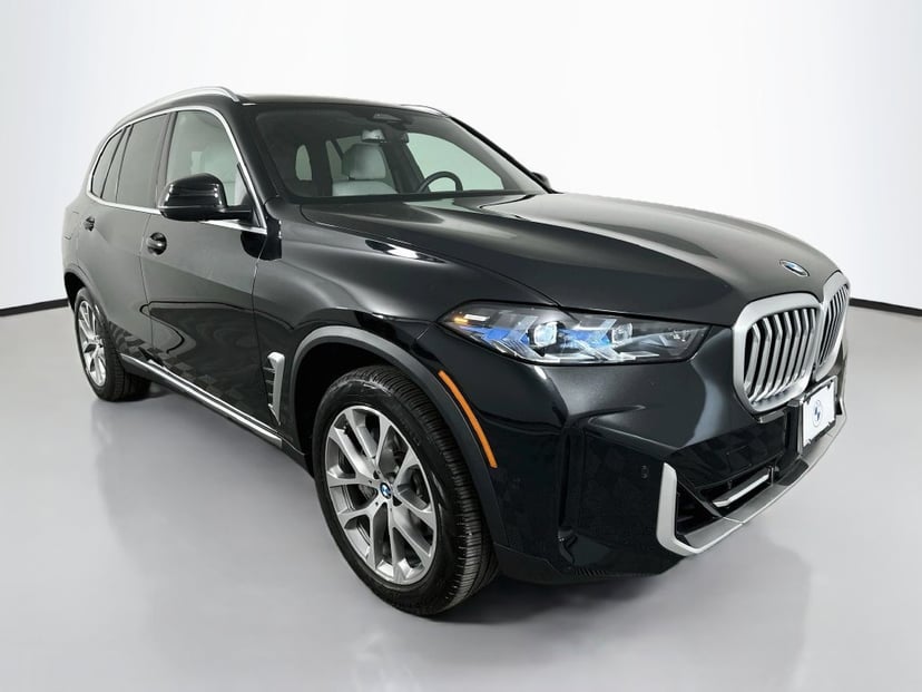 2025 BMW X5 - Image 1