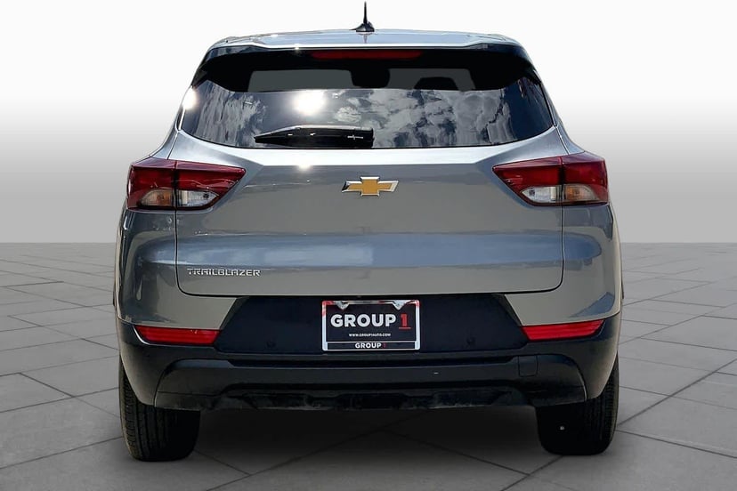 2024 Chevrolet Trailblazer - Image 2