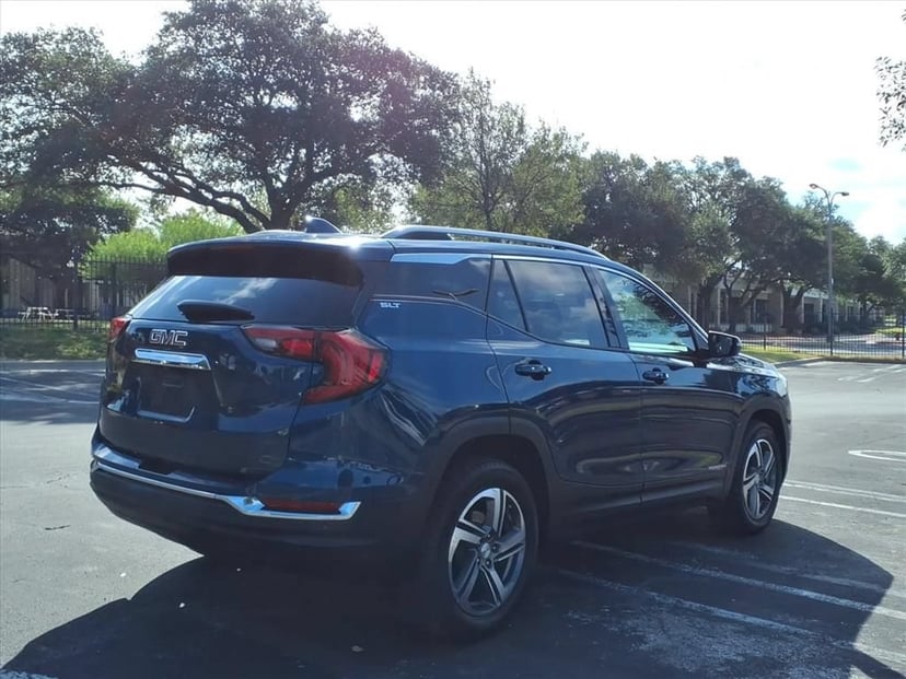 2021 GMC Terrain - Image 3