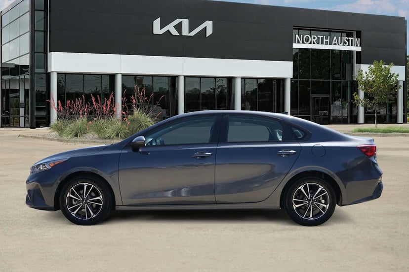 2024 Kia Forte - Image 2