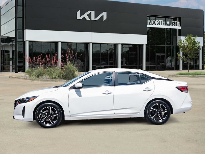 2025 Nissan Sentra - Image 2