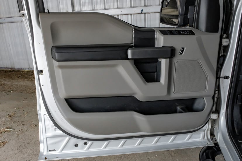 2016 Ford F-150 - Image 3