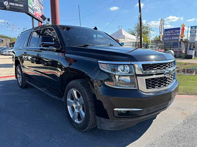 2019 Chevrolet Suburban - Image 1
