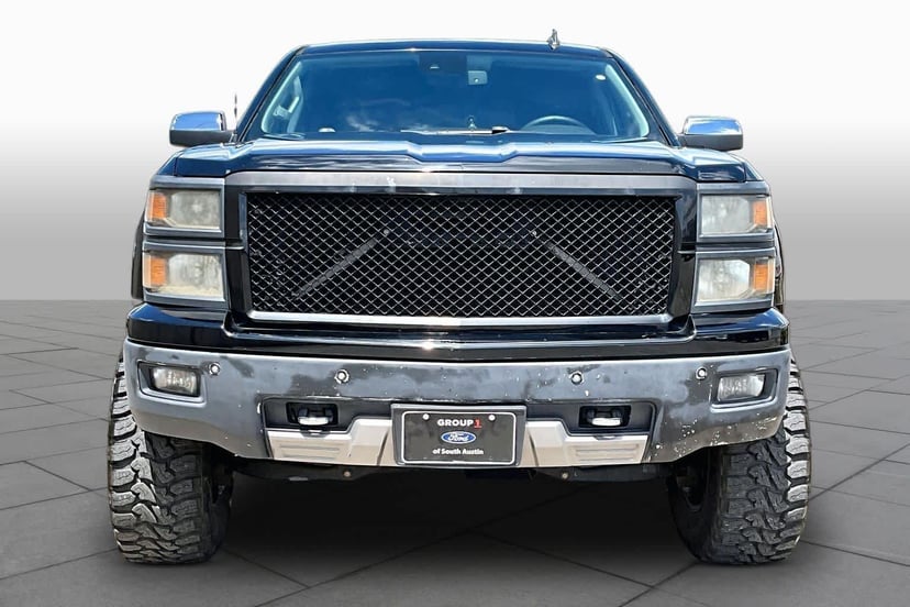 2014 Chevrolet Silverado - Image 3