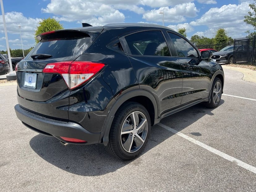 2022 Honda HR-V - Image 2