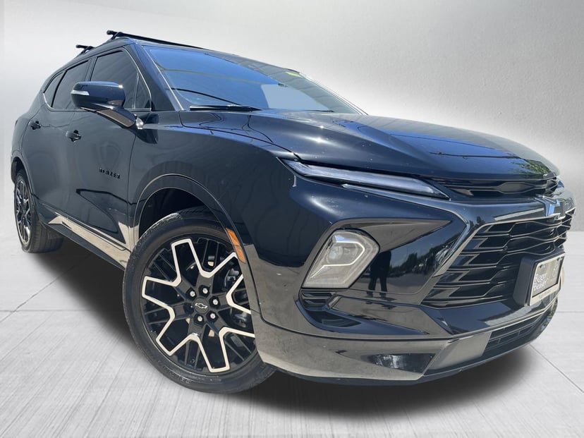 2023 Chevrolet Blazer - Image 3
