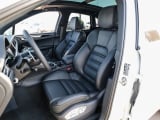 2026 Porsche Macan - Preview 5