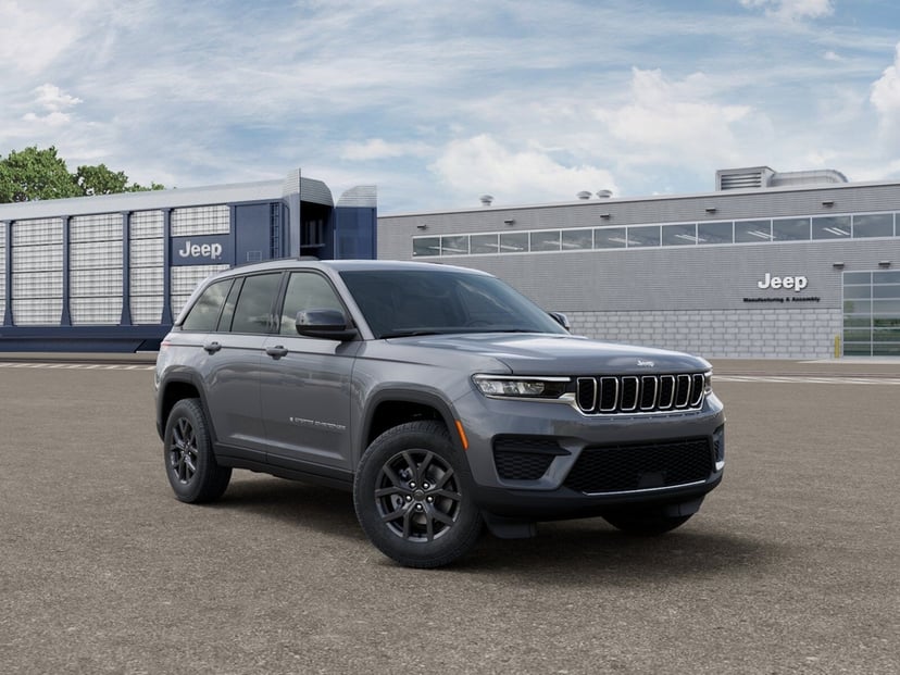 2027 Jeep Grand Cherokee - Image 1