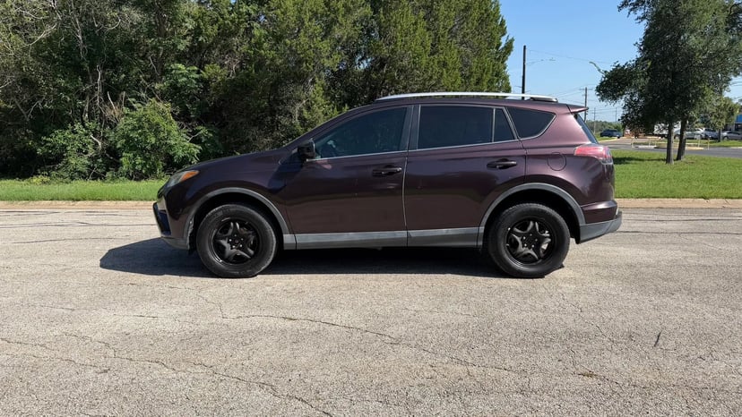 2016 Toyota RAV4 - Image 1