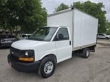 2016 Chevrolet Express - Preview 4