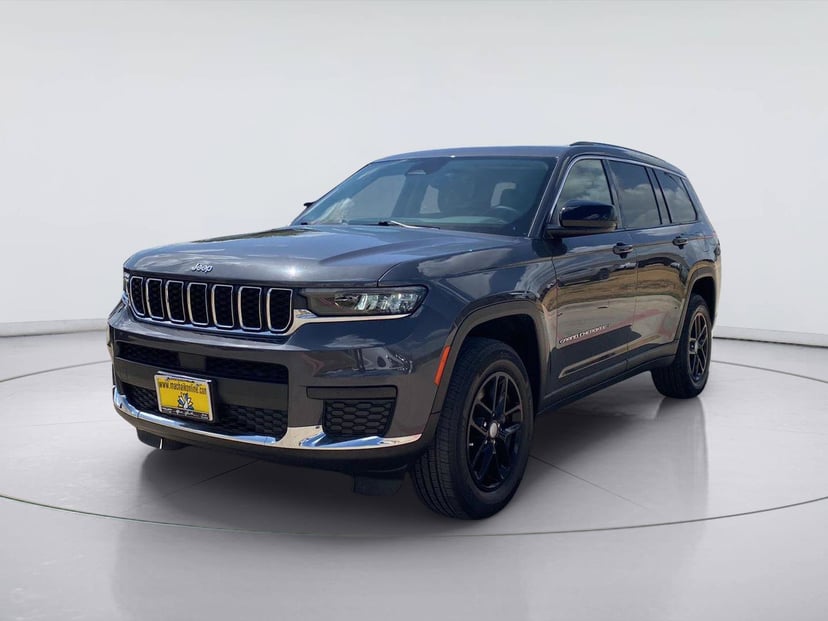 2023 Jeep Grand Cherokee L - Image 1