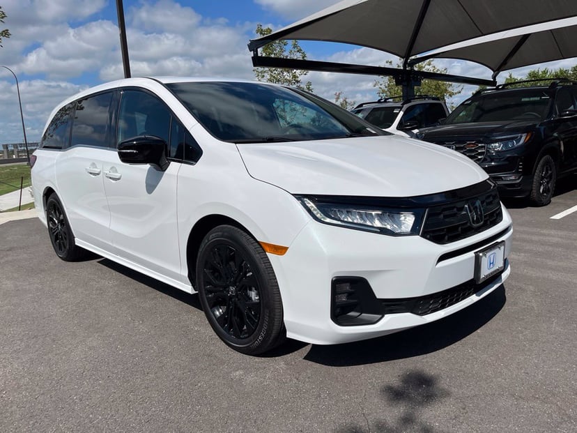 2026 Honda Odyssey - Image 1