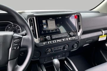2026 Nissan Frontier - Image 2