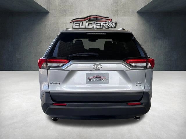 2019 Toyota RAV4 - Image 2