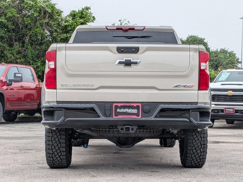 2026 Chevrolet Silverado - Image 3