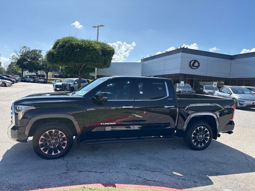 2024 Toyota Tundra - Image 2