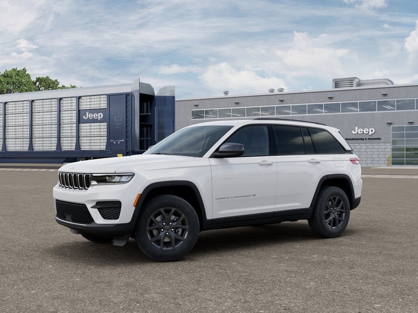 2027 Jeep Grand Cherokee - Image 1