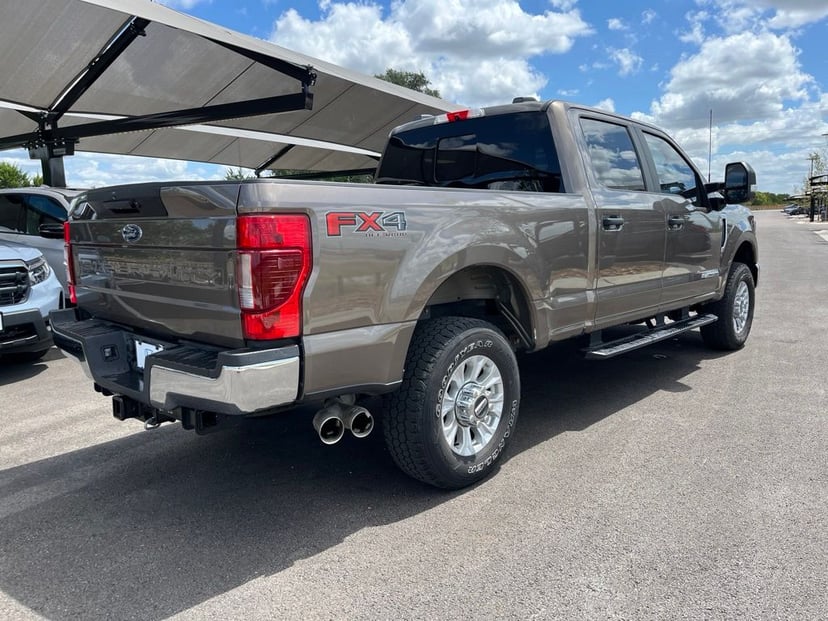 2022 Ford F-250 - Image 3