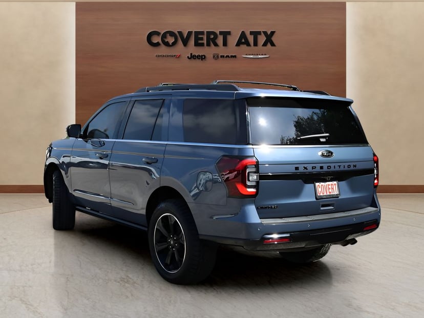 2022 Ford Expedition - Image 2