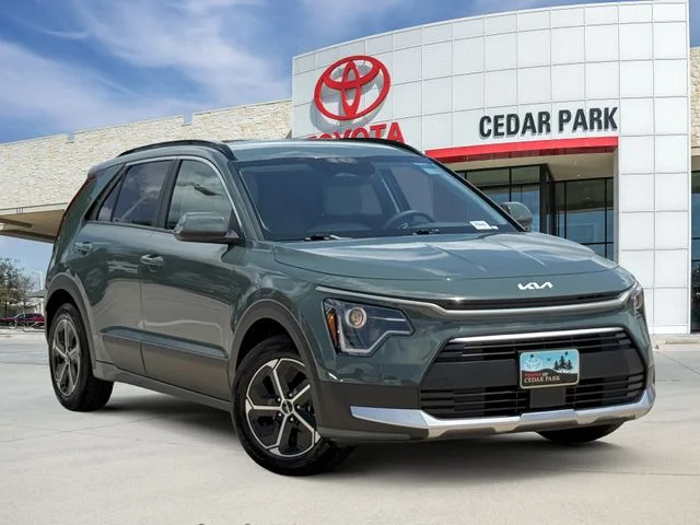 2023 Kia Niro - Image 1