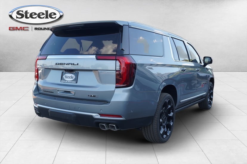 2026 GMC Yukon XL - Image 2